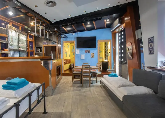 Stay In Pub Kamera Klub Apatment-City Center